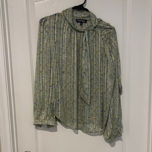 Long sleeve blouse floral